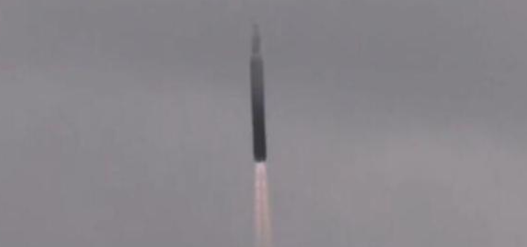 碳纖維復合材料的技術壁壘難道真的難以逾越嗎？俄羅斯軍工在碳纖維材料應用方面的成功突破在更深層次上說明了，碳纖維技術壁壘重重，但并非無法逾越